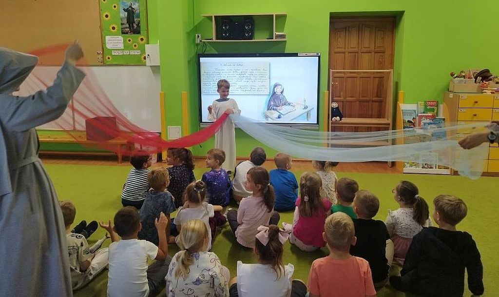 « Semaine de la Sainte Patronne » dans une école maternelle à Brzesko
